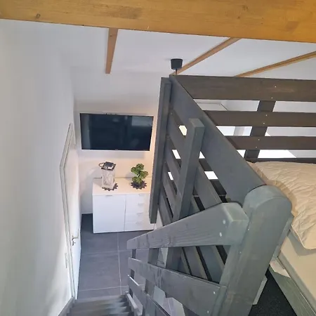 G2 Mit Wiesenblick Und Waschmaschine * Grosswurden